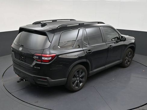 Used 2026 Honda Pilot Sport image 15