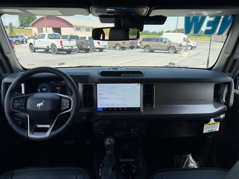 New 2026 Ford Bronco Outer Banks AWD/4WD image 13