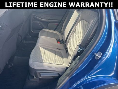 Used 2022 Ford Escape SE image 31