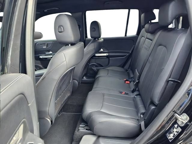 Used 2024 Mercedes-Benz GLB 250 image 32