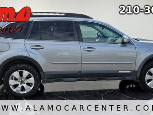 Used 2011 Subaru Outback 2.5i Premium AWD/4WD image 6