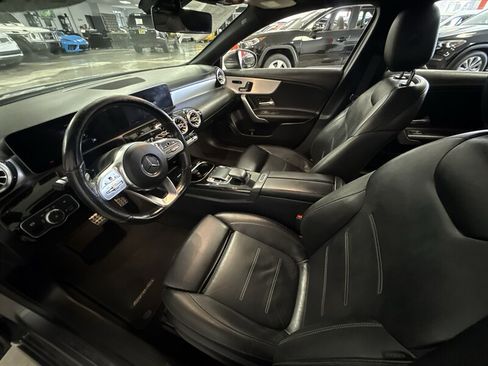 Used 2019 Mercedes-Benz A 220 w/ AMG Line image 15