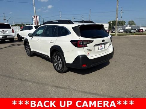 Used 2023 Subaru Outback Premium AWD/4WD image 5