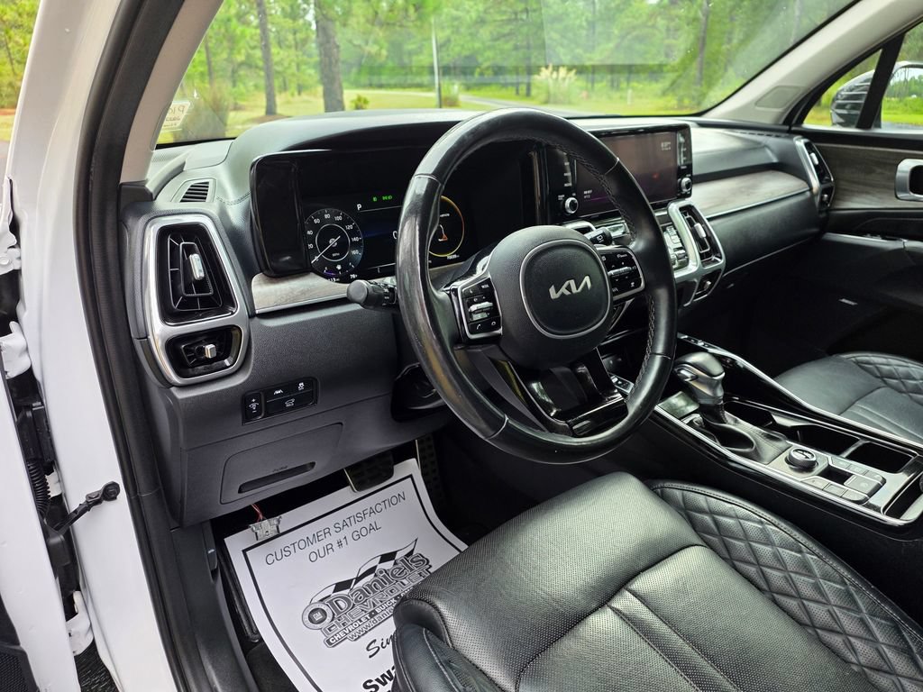 Used 2022 Kia Sorento SX Prestige AWD/4WD image 12