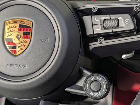 New 2026 Porsche Cayenne GTS AWD/4WD image 40
