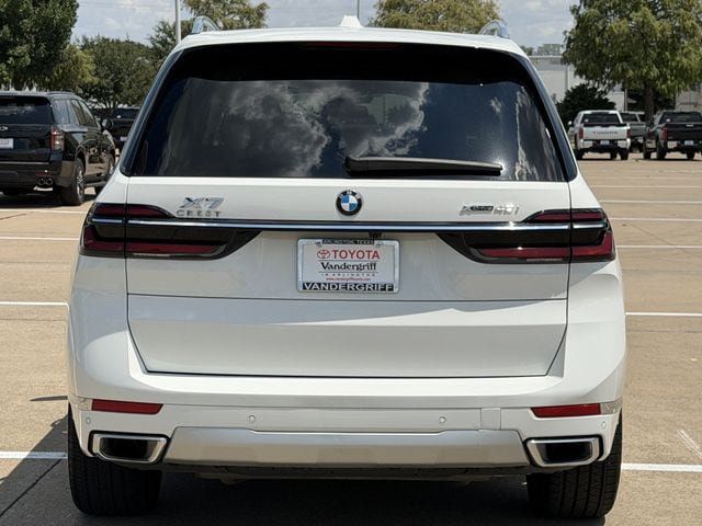 Used 2026 BMW X7 xDrive40i AWD/4WD image 5