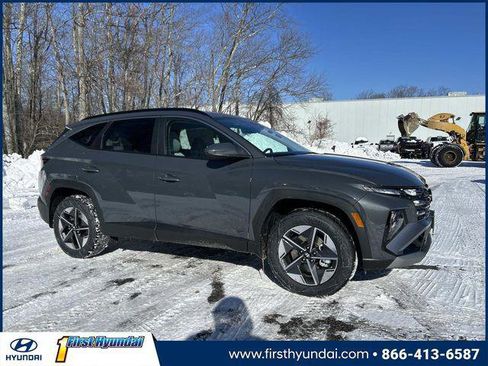 New 2026 Hyundai Tucson SEL image 1
