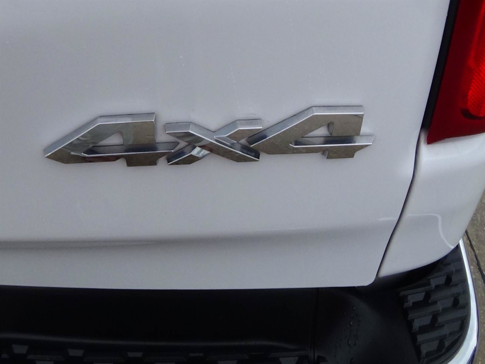 Used 2025 RAM 1500 Big Horn AWD/4WD image 11