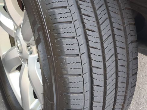 Used 2011 Lexus GX 460 image 15