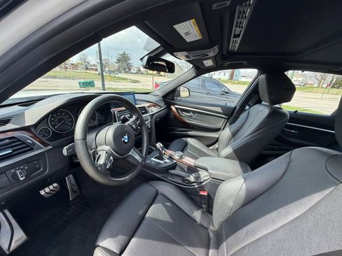 Used 2018 BMW 340i xDrive 340i xDrive Sedan 4D w/ Premium Package image 12