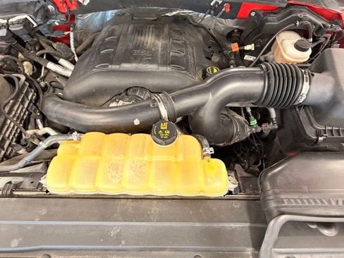 Used 2016 Ford F150 XLT w/ Equipment Group 302A Luxury AWD/4WD image 47