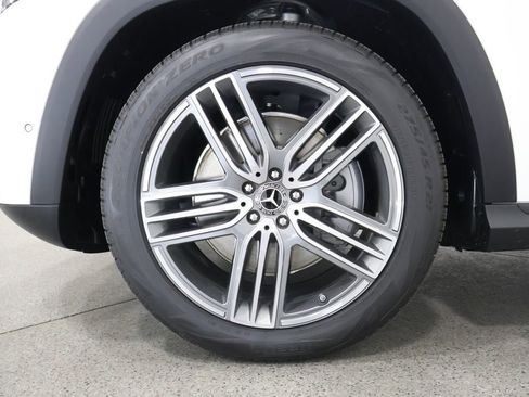 New 2026 Mercedes-Benz GLS 450 4MATIC image 5