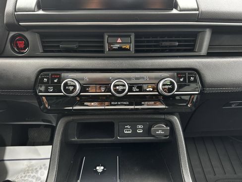 Certified 2024 Honda Pilot Elite image 16
