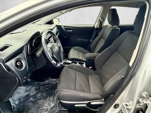 Certified 2017 Toyota Corolla iM FWD image 12