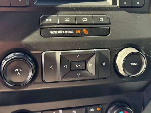Used 2020 Ford F150 XL w/ Equipment Group 101A Mid AWD/4WD image 27