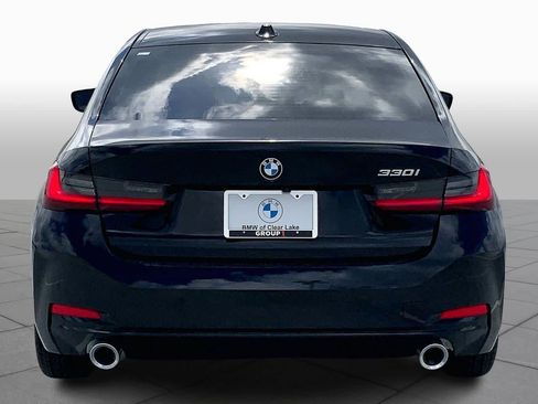Used 2026 BMW 330i Sedan w/ Convenience Package RWD image 4