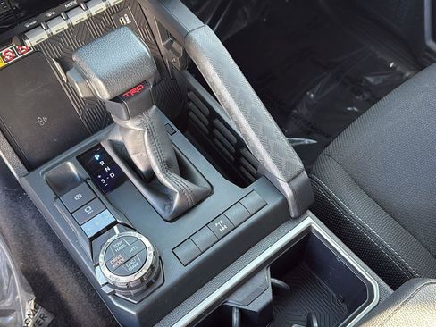 Used 2025 Toyota 4Runner 4WD image 19