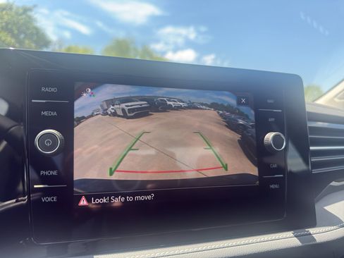 New 2026 Volkswagen Jetta SEL FWD image 18