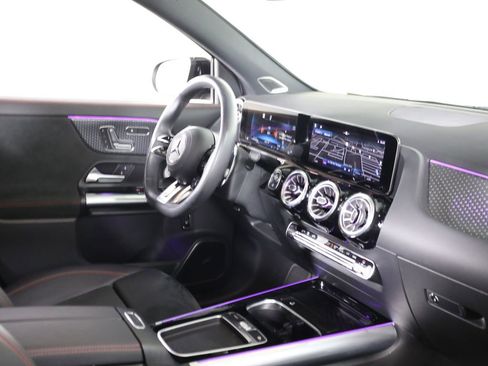Used 2025 Mercedes-Benz GLA 35 AMG 4MATIC image 59