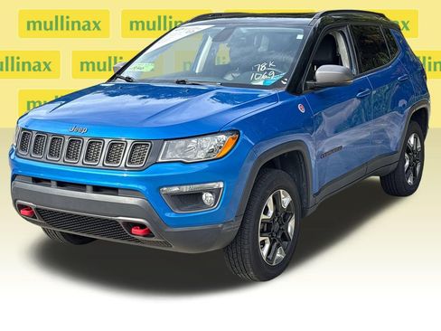 Used 2018 Jeep Compass Trailhawk w/ Popular Equipment Group AWD/4WD image 14