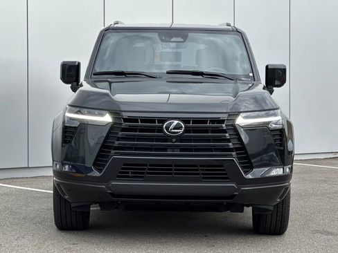 Used 2025 Lexus GX 550 w/ Accessory Package (Z1) AWD/4WD image 8