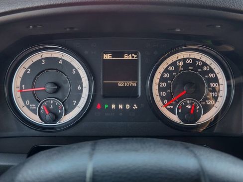 Used 2022 RAM 1500 Classic SLT image 16