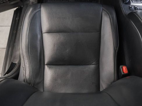 Used 2018 Toyota Highlander XLE w/ Protection Package #3 image 28