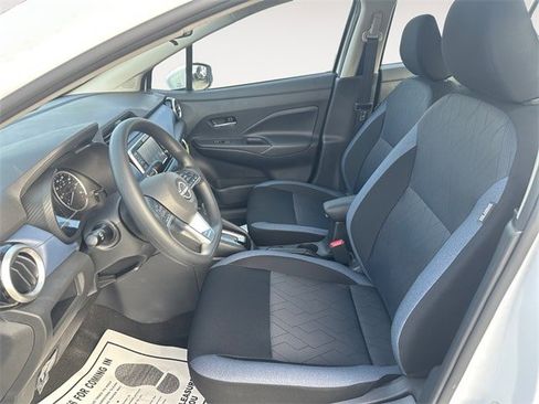 New 2025 Nissan Versa SV w/ Trunk Package image 9