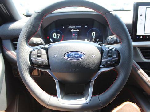 New 2026 Ford Explorer ST-Line w/ ST-Line Street Pack AWD/4WD image 25
