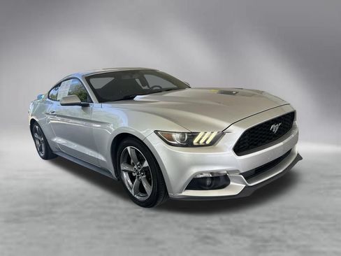 Used 2015 Ford Mustang Coupe w/ Equipment Group 051A RWD image 2