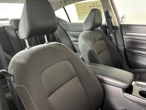 Used 2023 Nissan Altima 2.5 SV w/ SV Premium Package AWD/4WD image 42