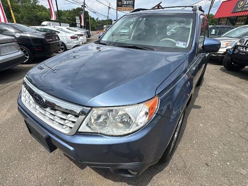 Used 2013 Subaru Forester 2.5X Premium w/ Plus Pkg AWD/4WD image 1