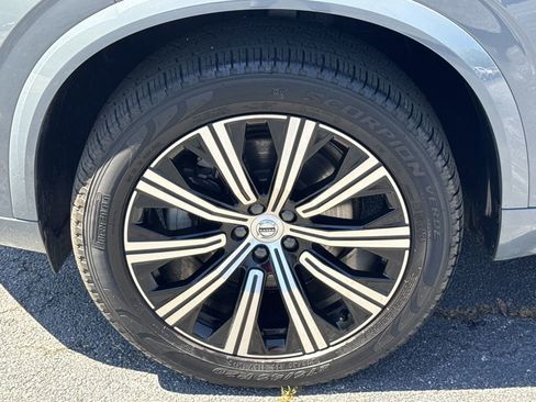 Used 2023 Volvo XC90 B5 Core w/ Climate Package AWD/4WD image 11