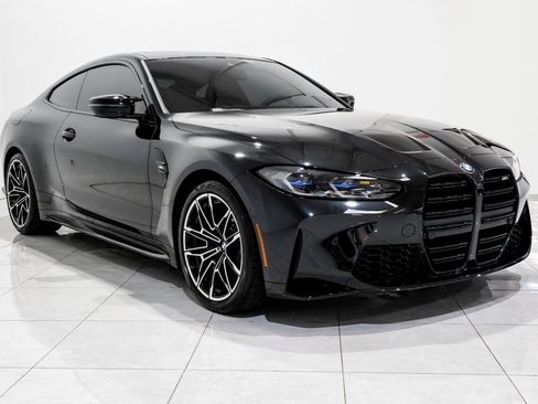 Used 2024 BMW M4 Coupe w/ Executive Package image 3