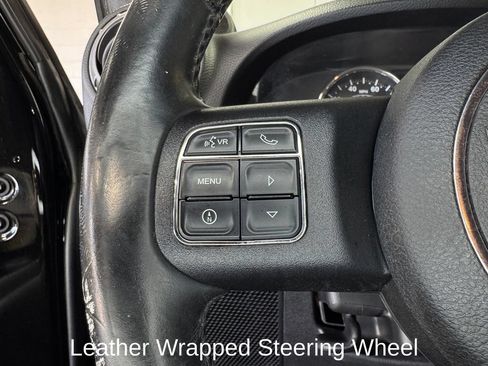 Used 2013 Jeep Wrangler Unlimited Sport AWD/4WD image 14
