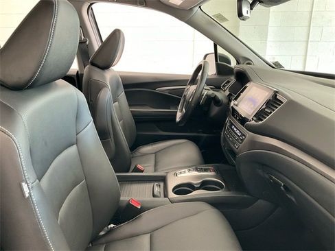 Certified 2023 Honda Ridgeline RTL image 32