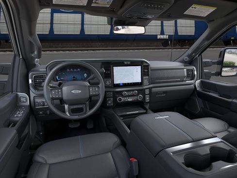 New 2026 Ford F250 Platinum AWD/4WD image 9
