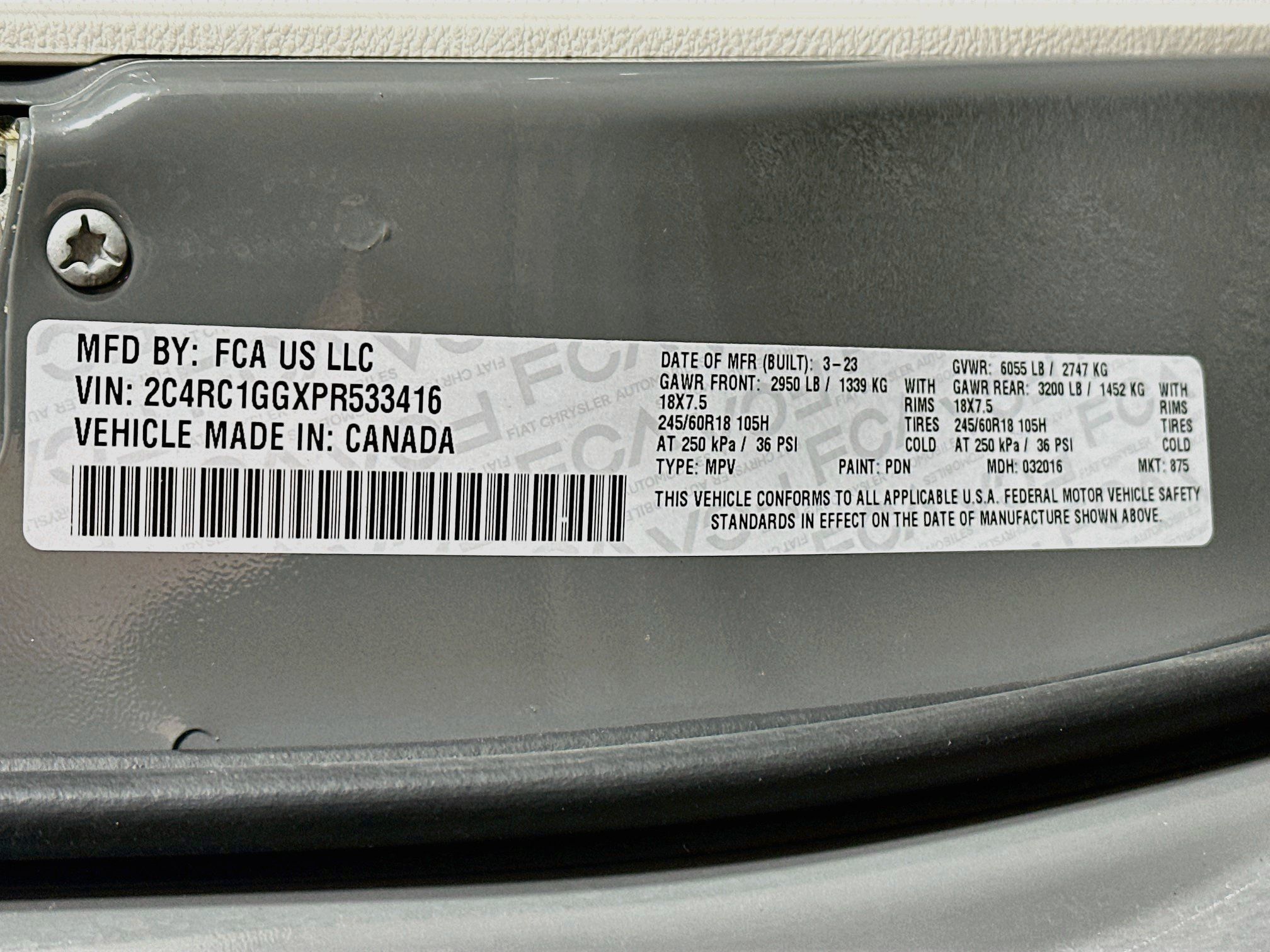 Used 2023 Chrysler Pacifica Limited FWD image 33