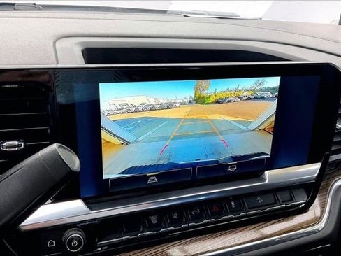 Used 2024 Chevrolet Silverado 2500 LT image 23