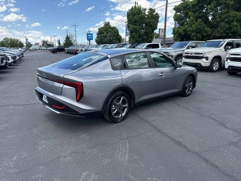 Used 2025 Kia K4 FWD image 7