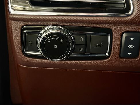 Used 2018 Lincoln Navigator Black Label w/ Cargo Package AWD/4WD image 16