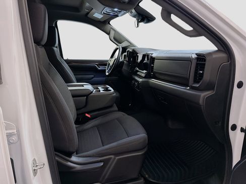 Used 2023 Chevrolet Silverado 1500 LT image 32