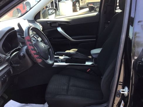 Used 2024 Mitsubishi Eclipse Cross LE AWD/4WD image 6