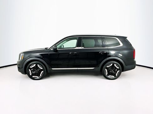Used 2025 Kia Telluride S image 4