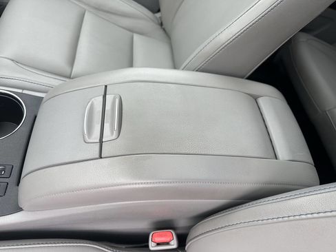 Used 2018 Toyota Highlander XLE image 35