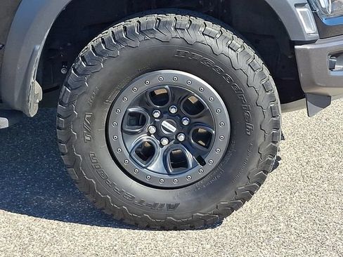 Used 2022 Ford F150 Raptor w/ Equipment Group 801A High AWD/4WD image 25