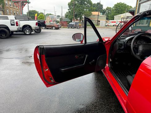Used 1990 MAZDA MX-5 Miata RWD image 23