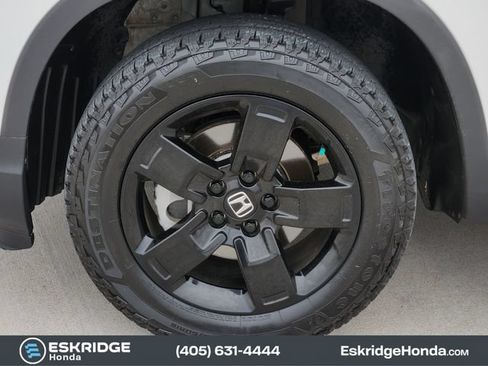 Certified 2024 Honda Ridgeline Black Edition image 12