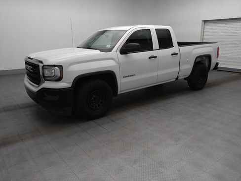 Used 2019 GMC Sierra 1500 Limited w/ Sierra Convenience Package RWD image 2
