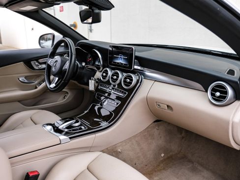 Used 2018 Mercedes-Benz C 300 Cabriolet image 13
